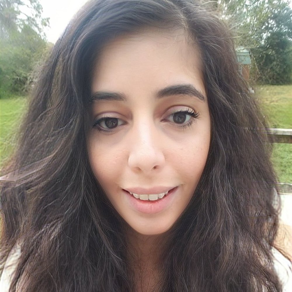 Meet your Posher, Ella